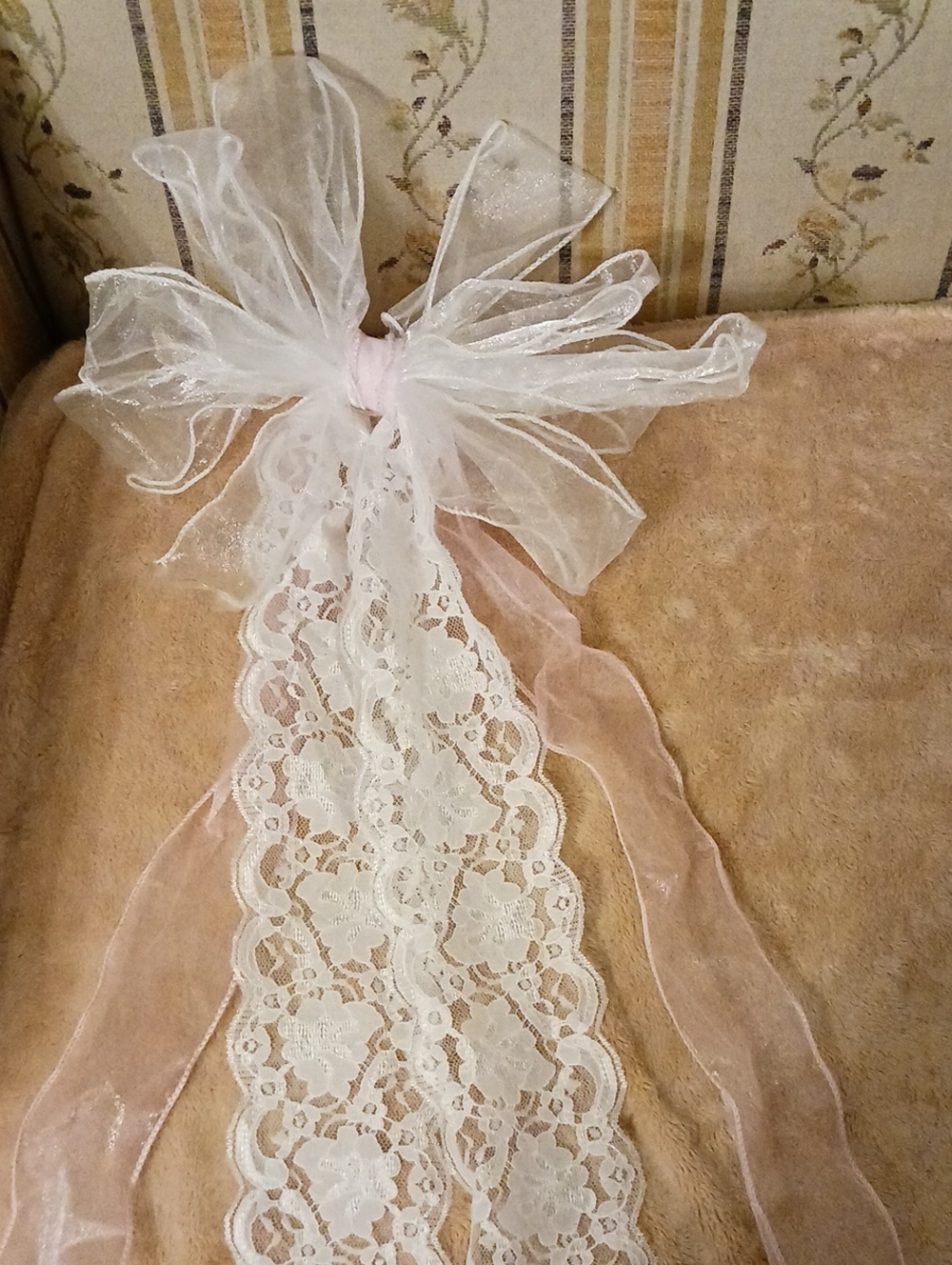 Lot Of 10 Pcs. Of Sheer Organza & Lace Decorative Bow - Pink and Ivory